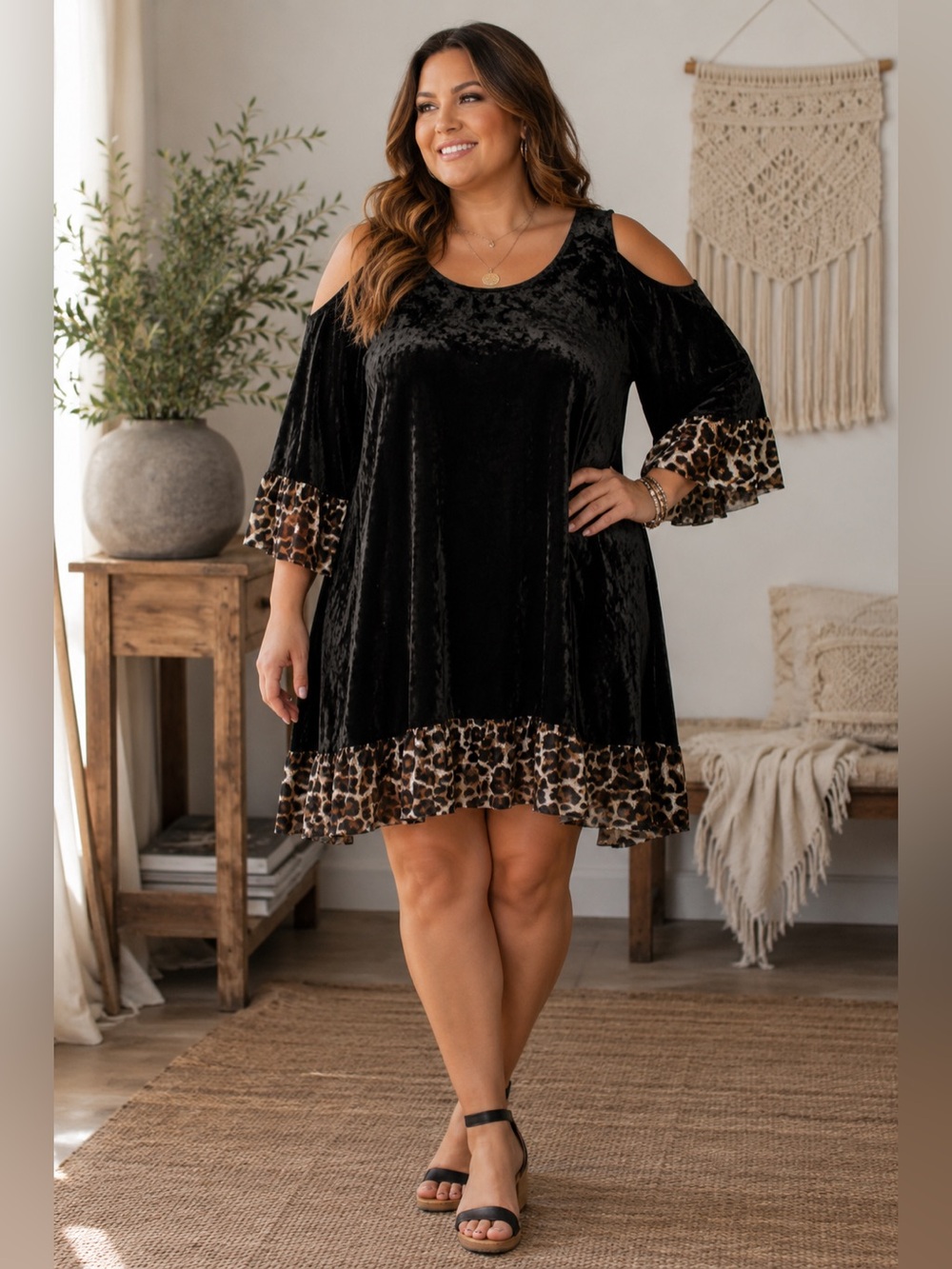 Yahada Black Velvet and Leopard Print Cold Shoulder Shift Tunic Dress Size 3X